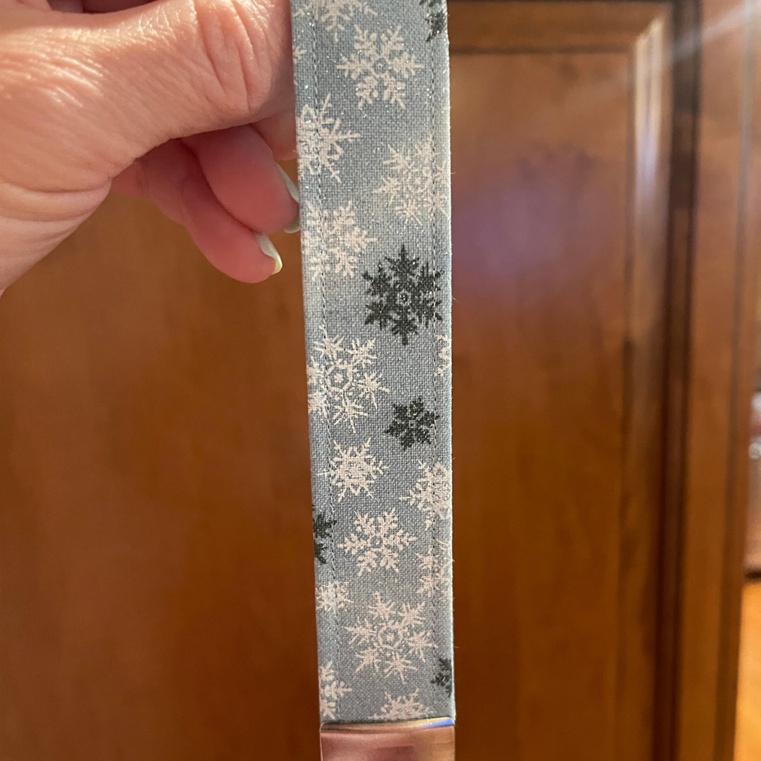 Blue Frost Sparkle Wristlet Safety Keychain
